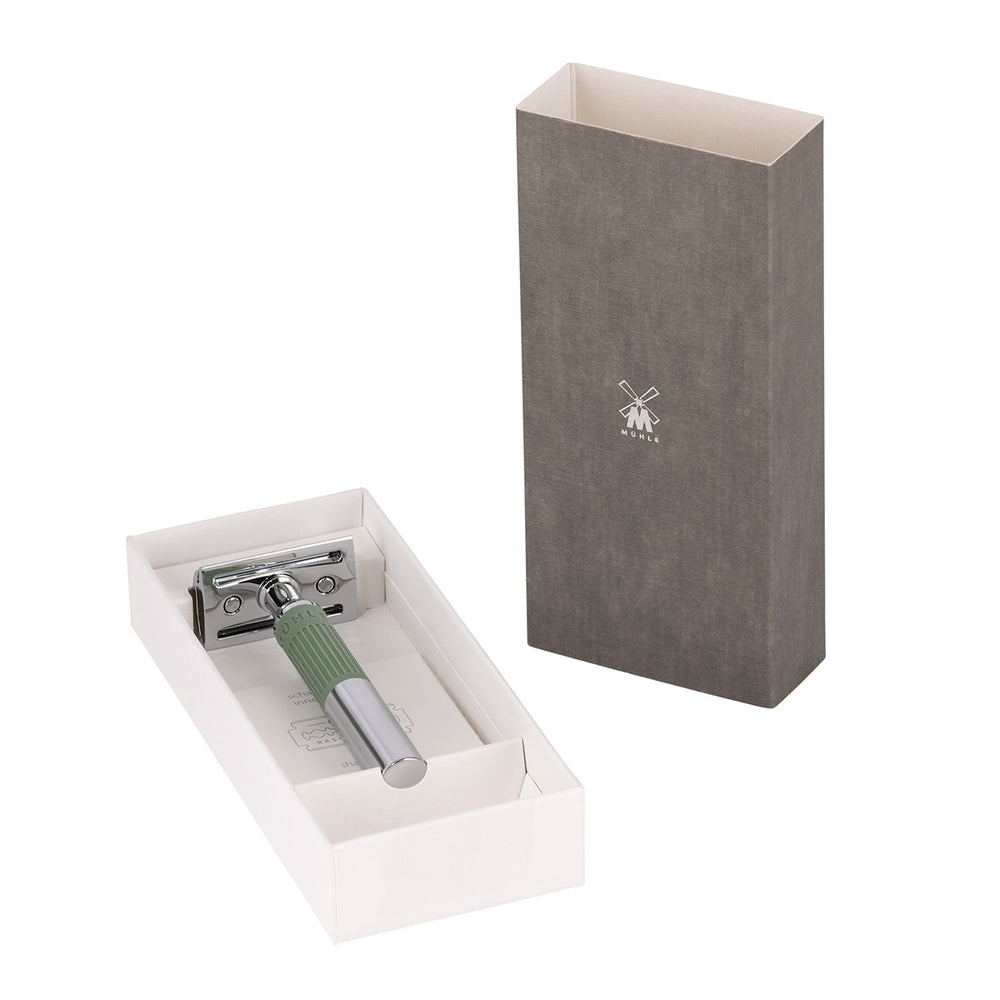 
                  
                    MÜHLE NEO Closed Comb Safety Razor in Salvia Green - Packaging
                  
                